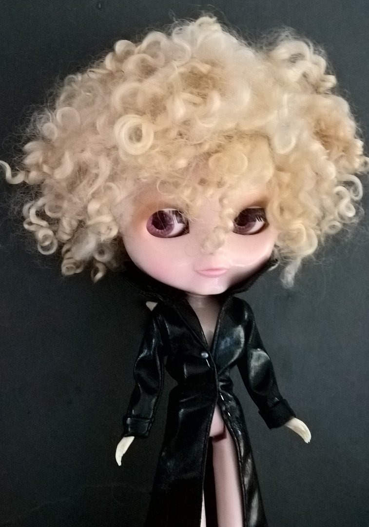 Teeswater Doll Wig Light Blonde 