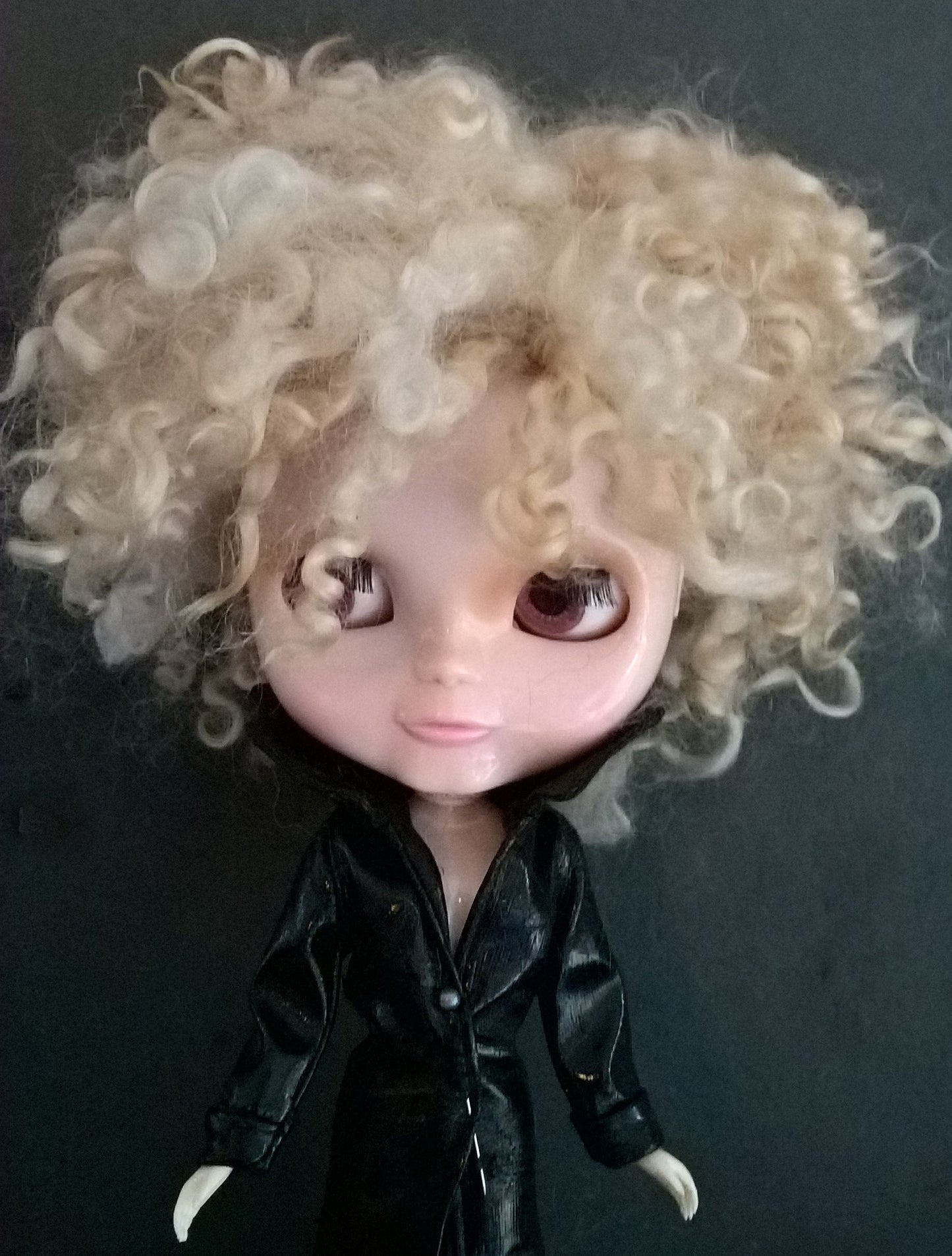 Teeswater Short Blonde Doll wig