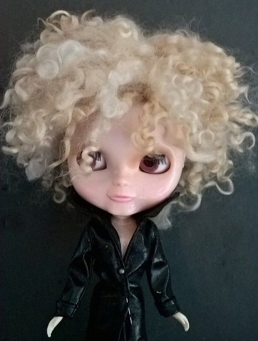 Teeswater Short Blonde Doll wig