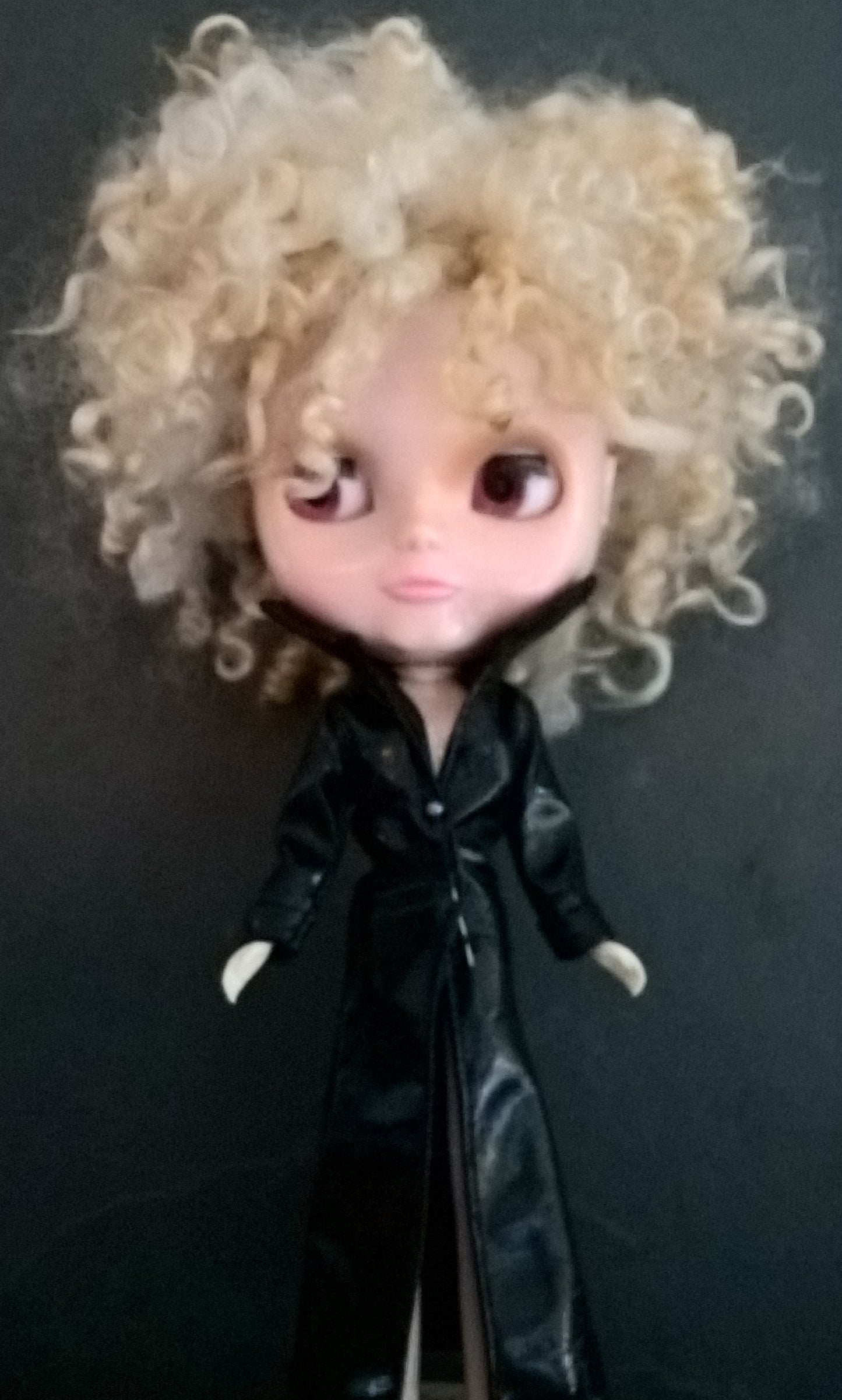 Teeswater Short Blonde Doll wig