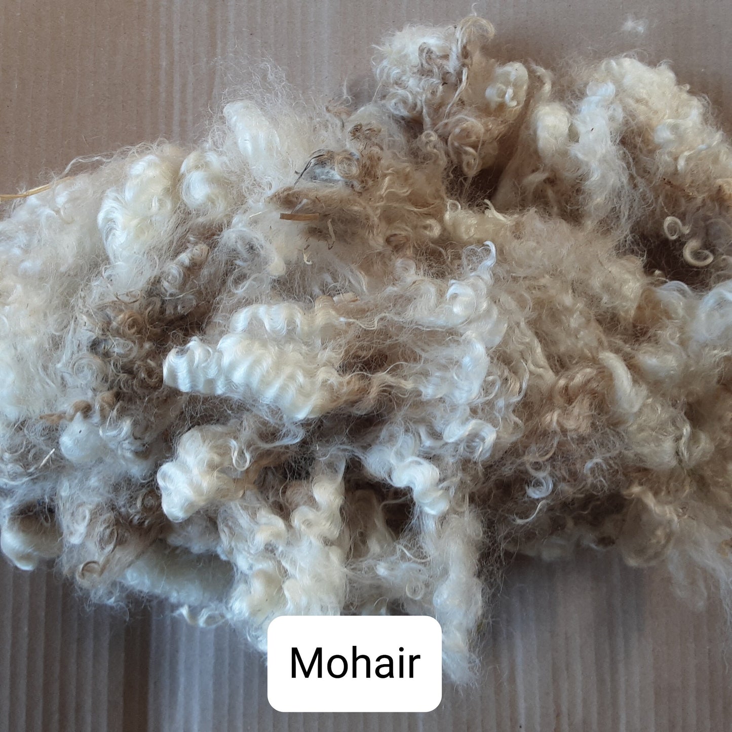 Raw (Unwashed) Long wool Fleece Selection Box 6 X 100g