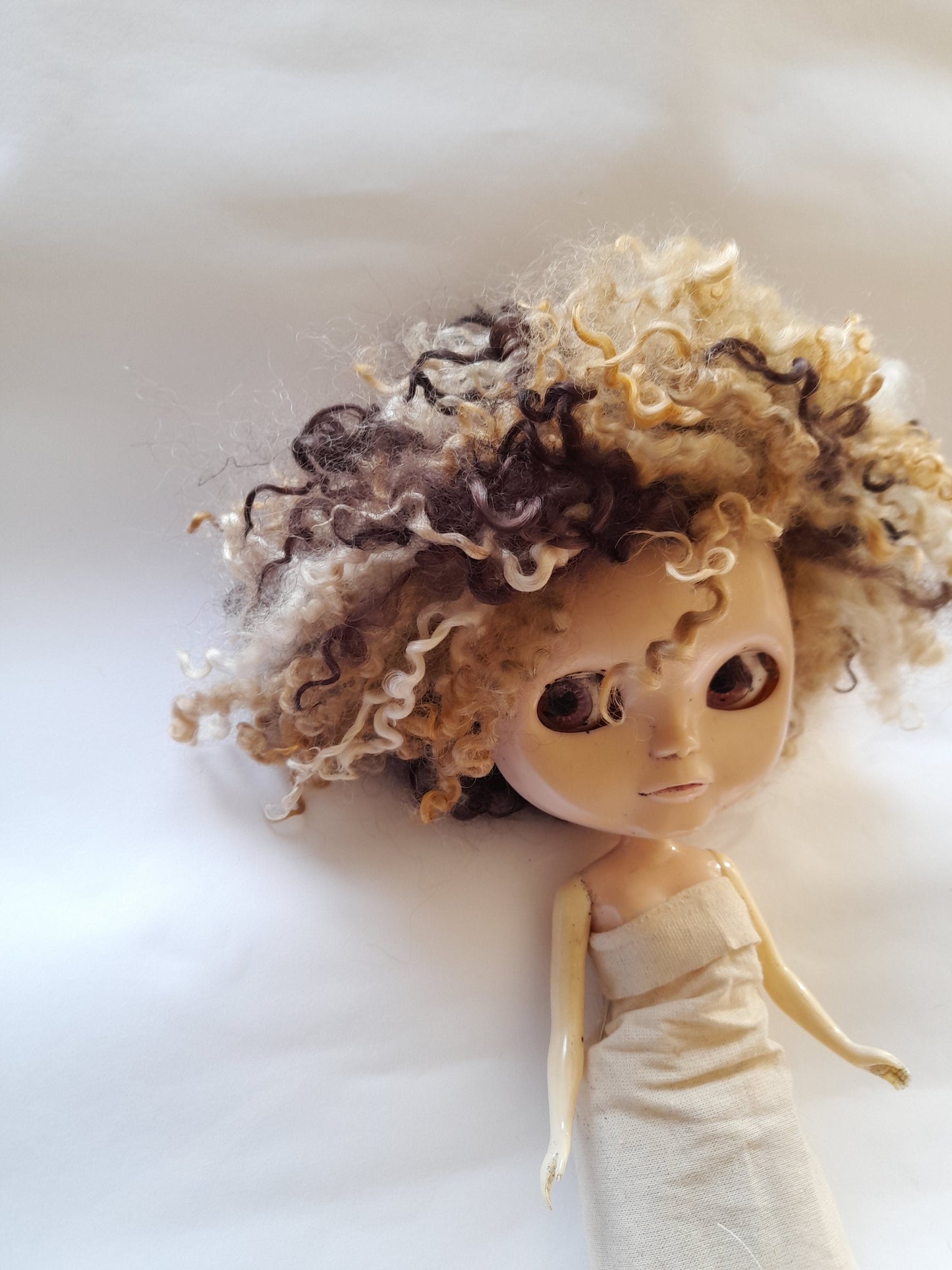 Teeswater Earth Browns Short Doll Wig