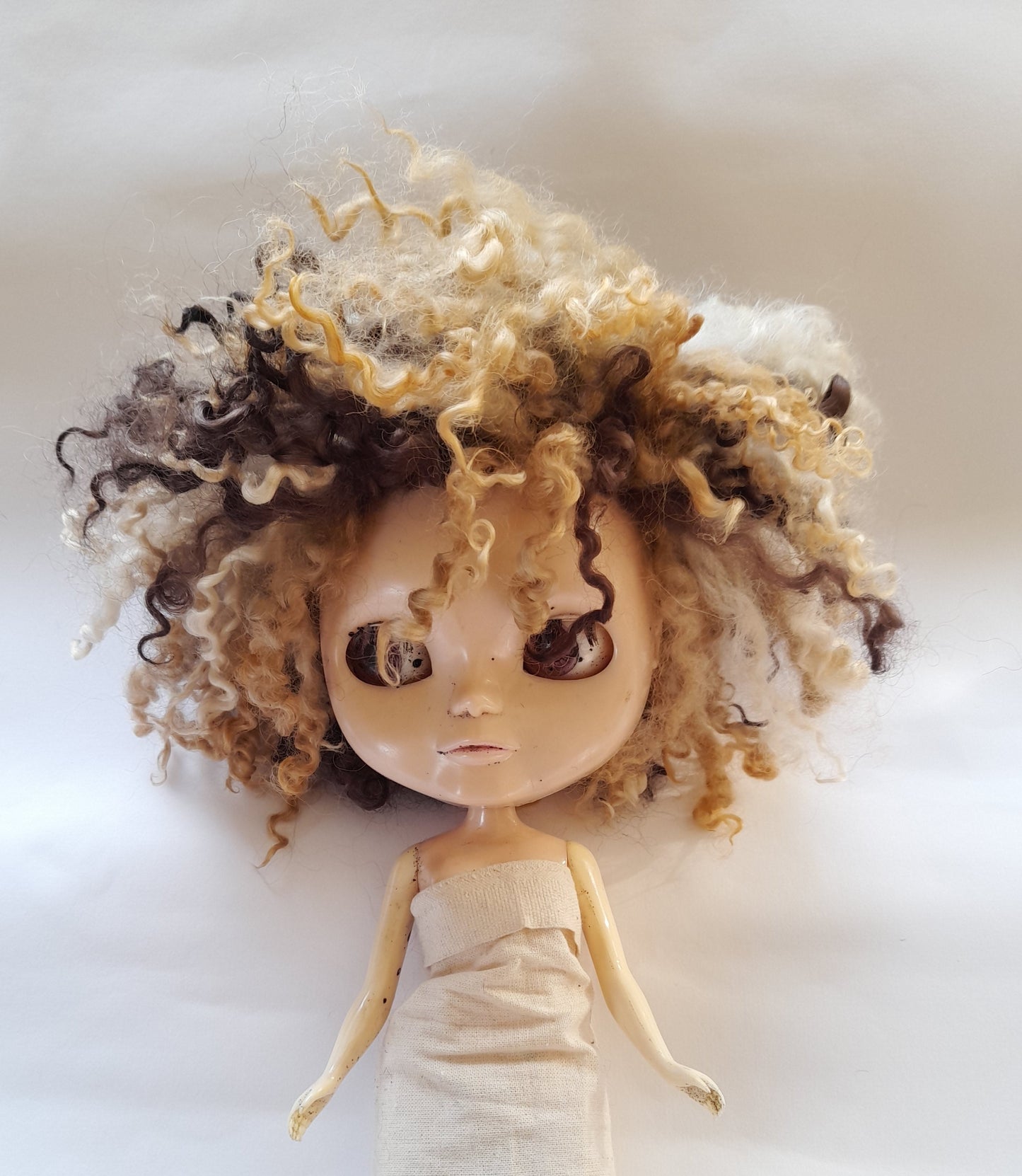Teeswater Earth Browns Short Doll Wig